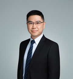 Tony is a seasoned Hong Kong solicitor admitted to practice in 2012, bringing over a decade of robust legal experience spanning both complex contentious dispute resolution and strategic non-contentious commercial matters.